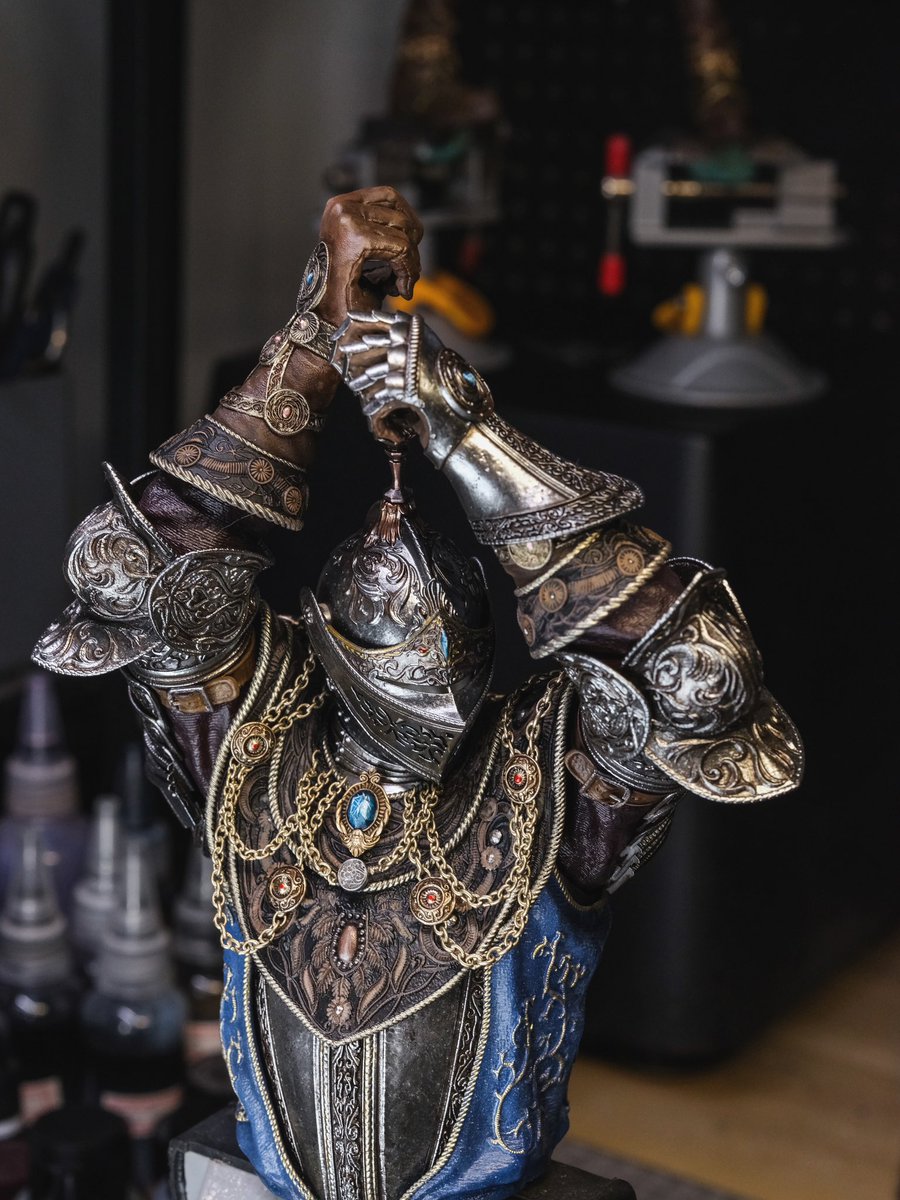 炭色/Tan tweet media