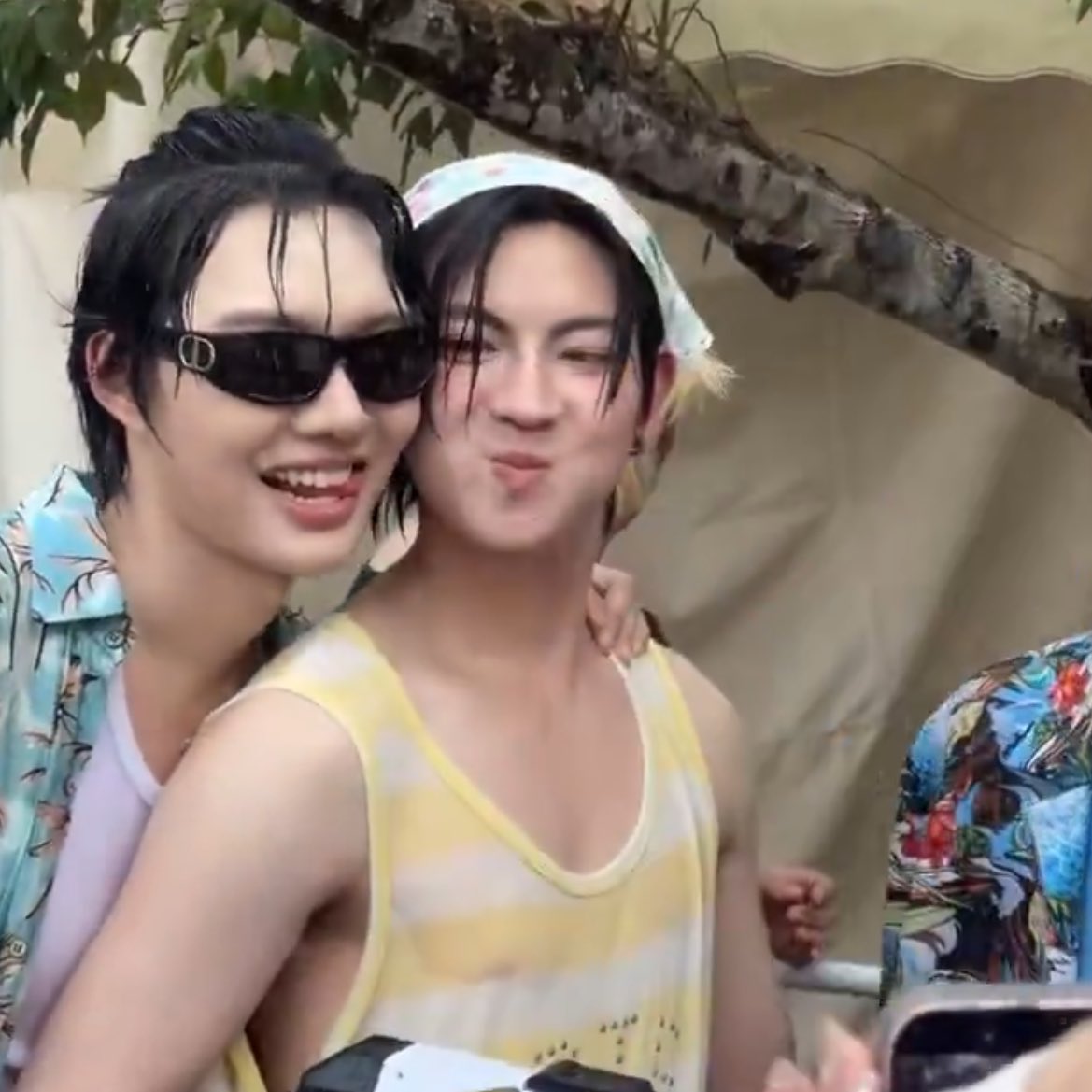 ∘˚𖦹 🫐 มอเอ🐰ྀི 𐙚 tweet media