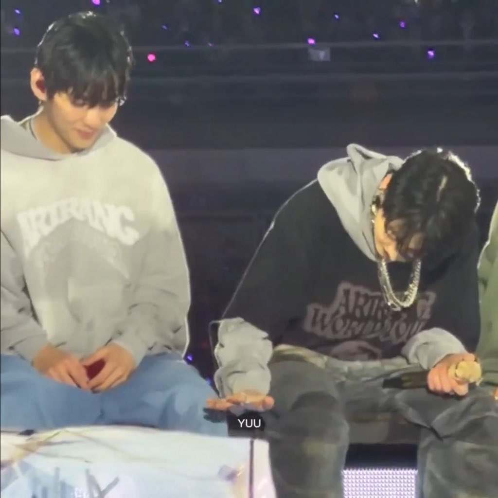 เนเธญเนเธ tweet media