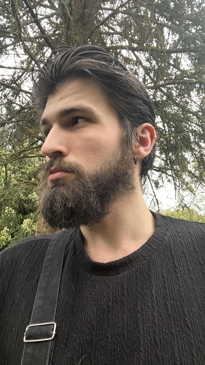 Mathys ʕ•͡-•ʔ tweet media