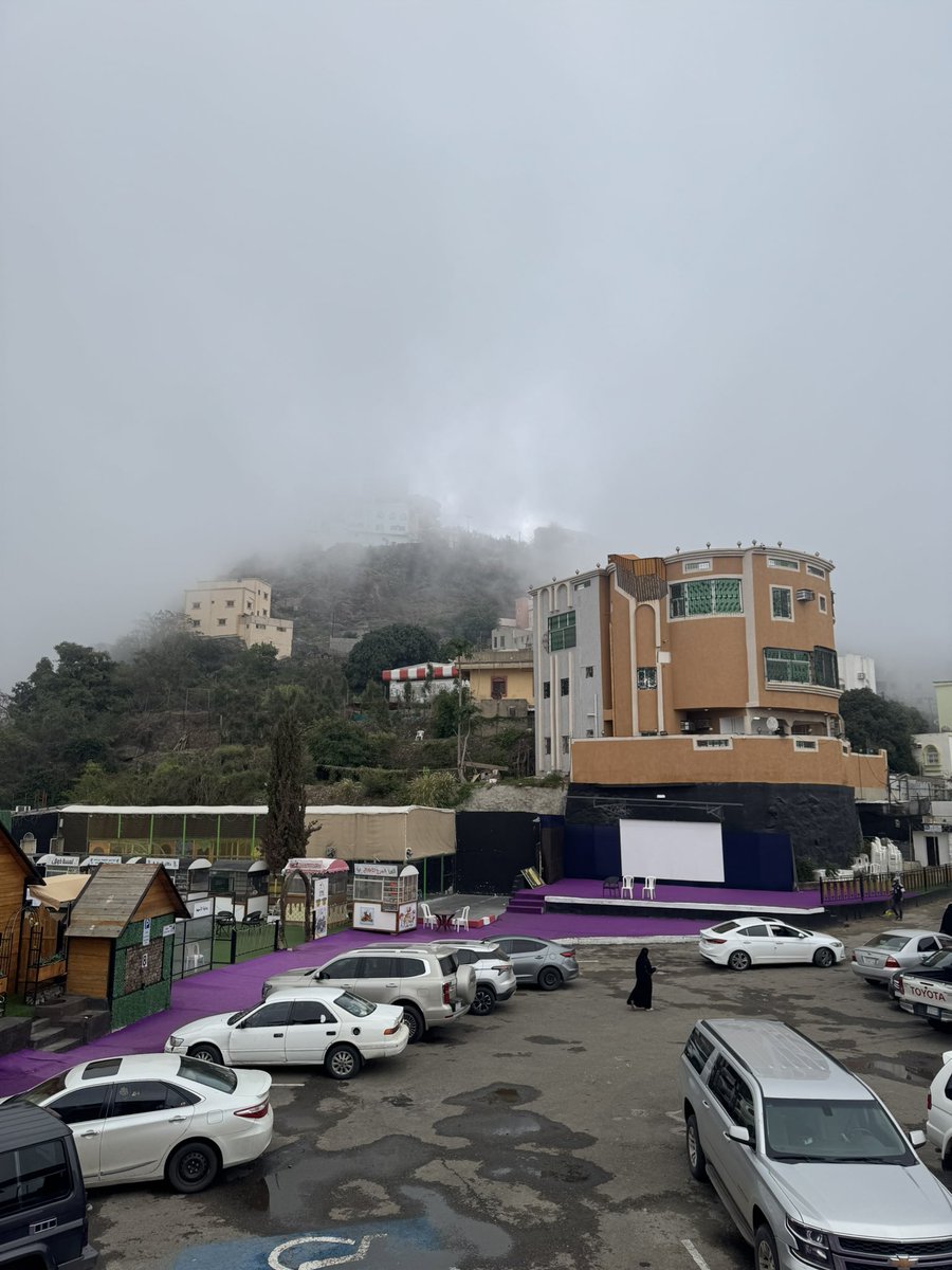 𝘄𝗮𝗹𝗲𝗲𝗱 tweet media