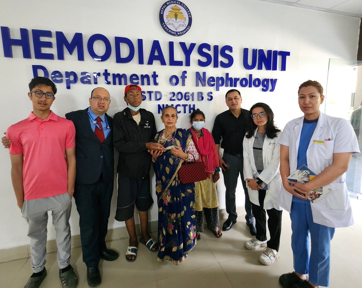 पूजनीय पिता अच्युत अर्यालको स्मृतिमा स्थापित ‘अच्युत अर्याल’ मेमोरियल ट्रष्टको तर्फबाट मृगौला रोग पीडित दुई बिरामीलाई आज रु.२५/२५ हजार सहयोग उपलब्ध गराइएको छ । नेपाल मेडिकल कलेजमा डायलसिस गराइरहेका बिरामीद्धय संगिता विक र विशाल तामाङलाई आर्थिक सहयोग उपलब्ध गराइएको हो ।