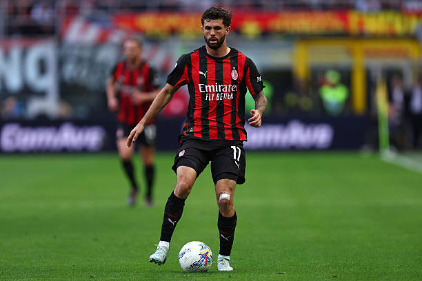 Milan Posts tweet media