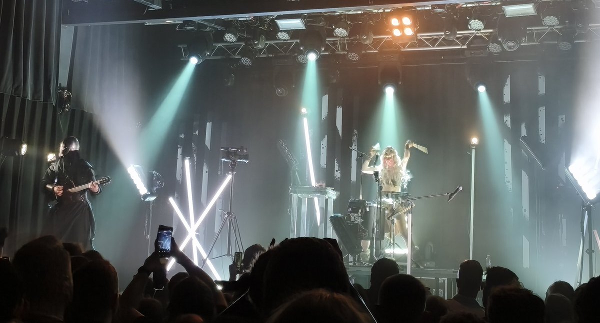 Arnoldtrainer's tweet image. Eihwar

#Nordic #VikingMetal #viking #pagan #elektrofolk #Dürer #Dürerkert