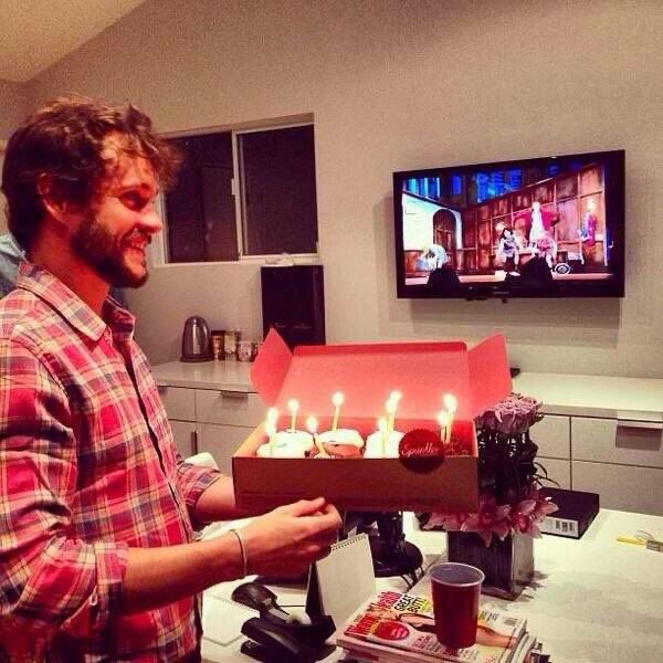 ile ⊹🐾 tweet media