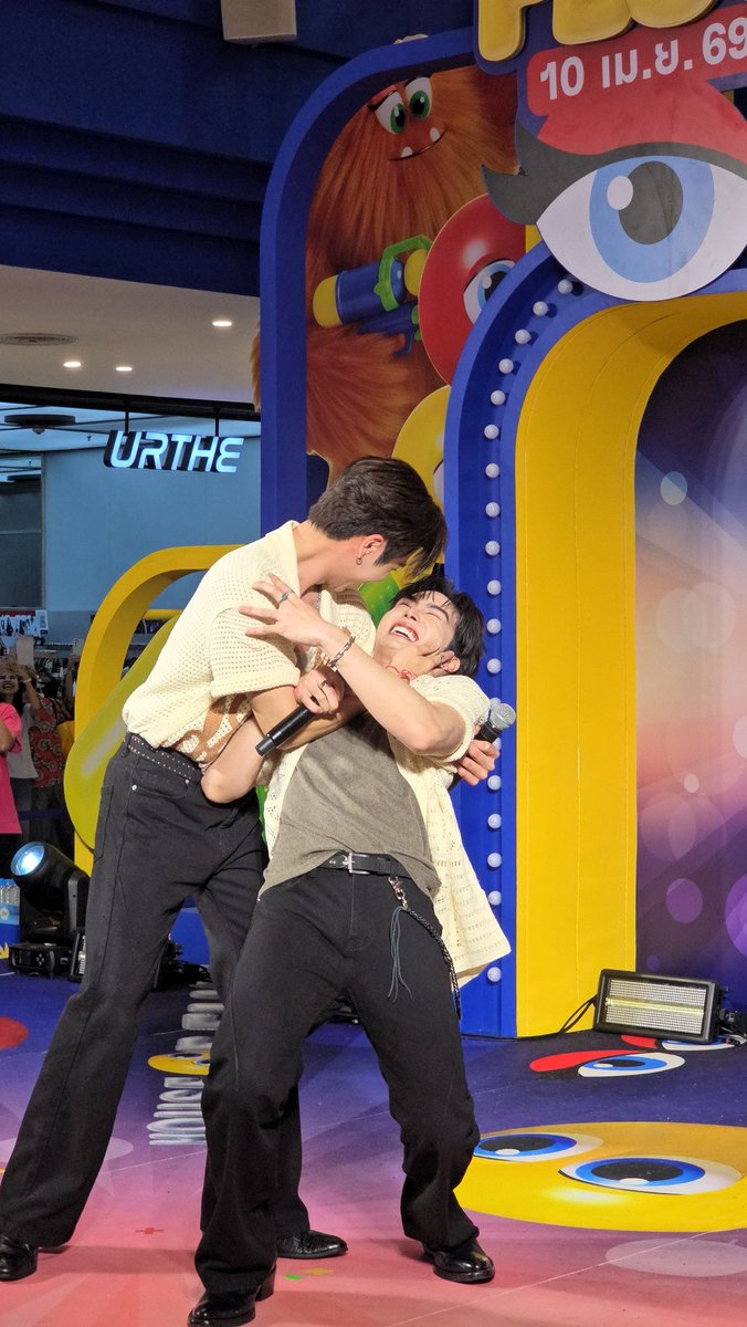 The Mall Lifestore tweet media