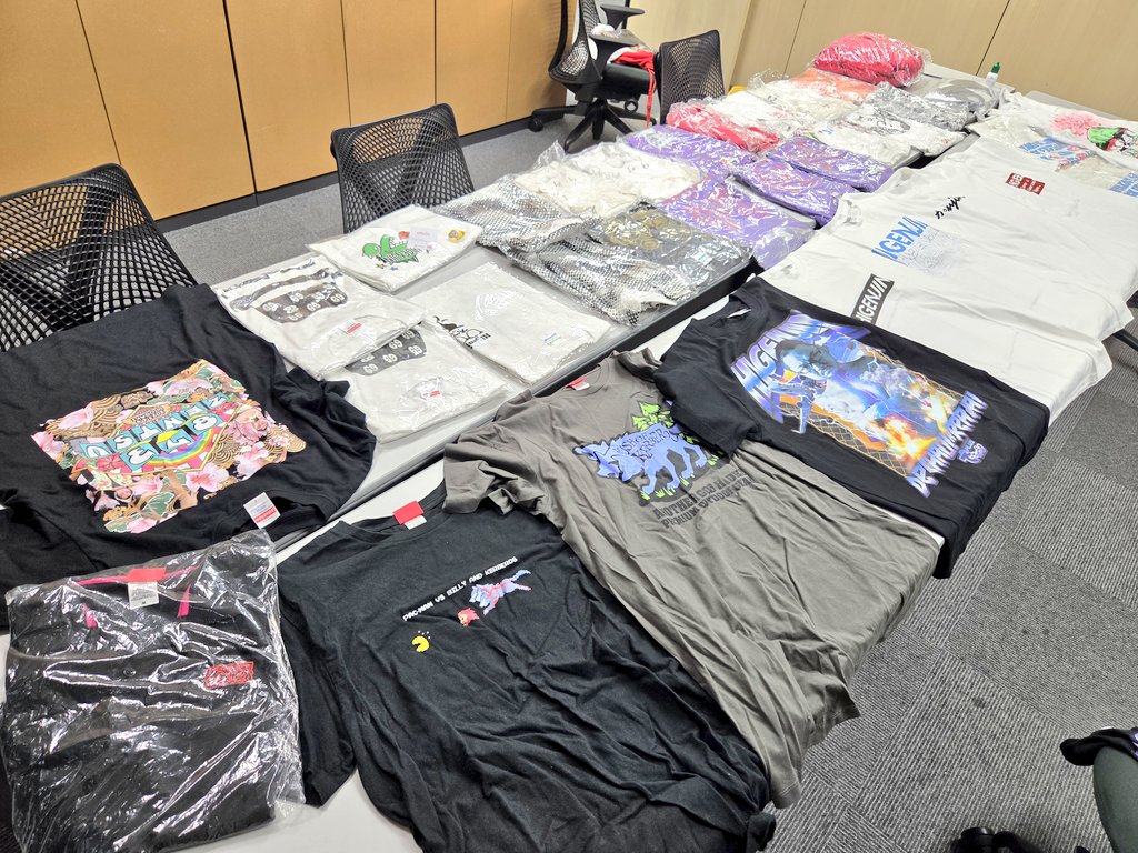髭原人 tweet media