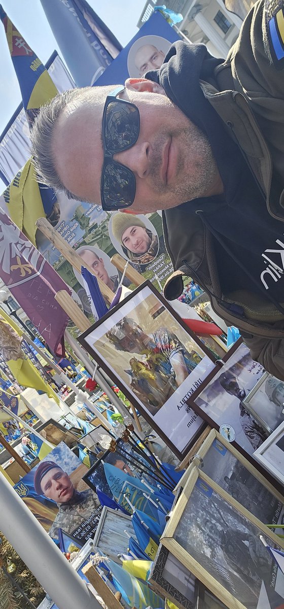 Three-eyed Raven tweet media