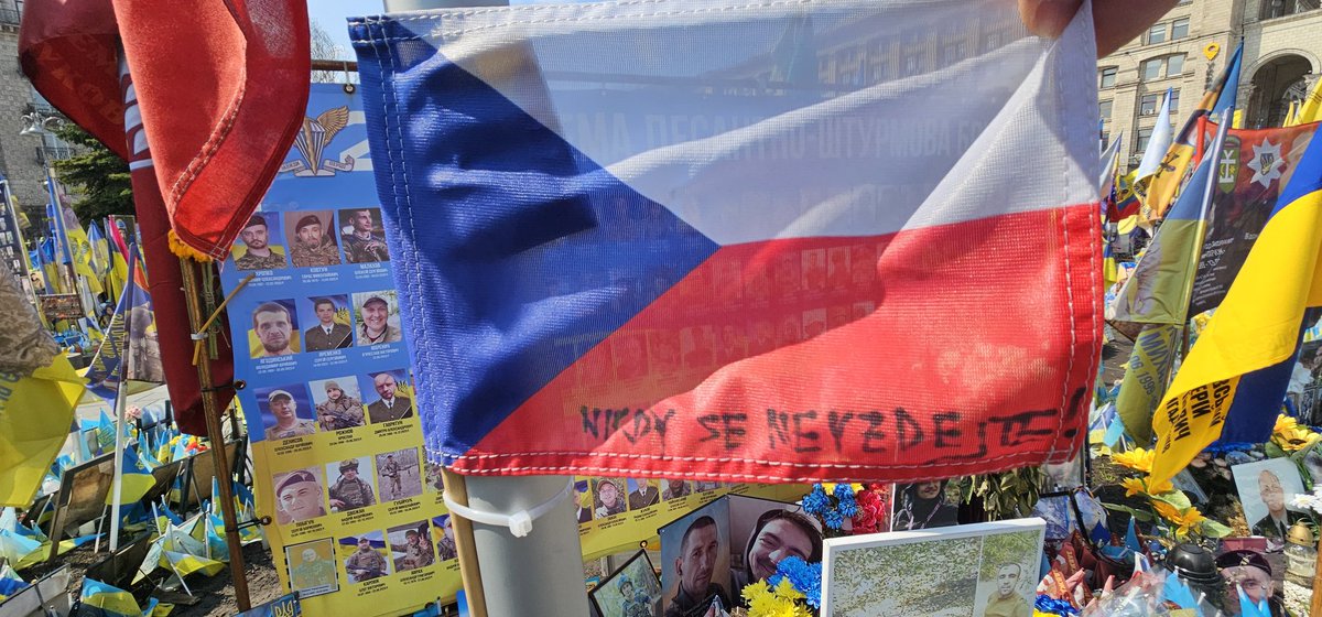 Three-eyed Raven tweet media