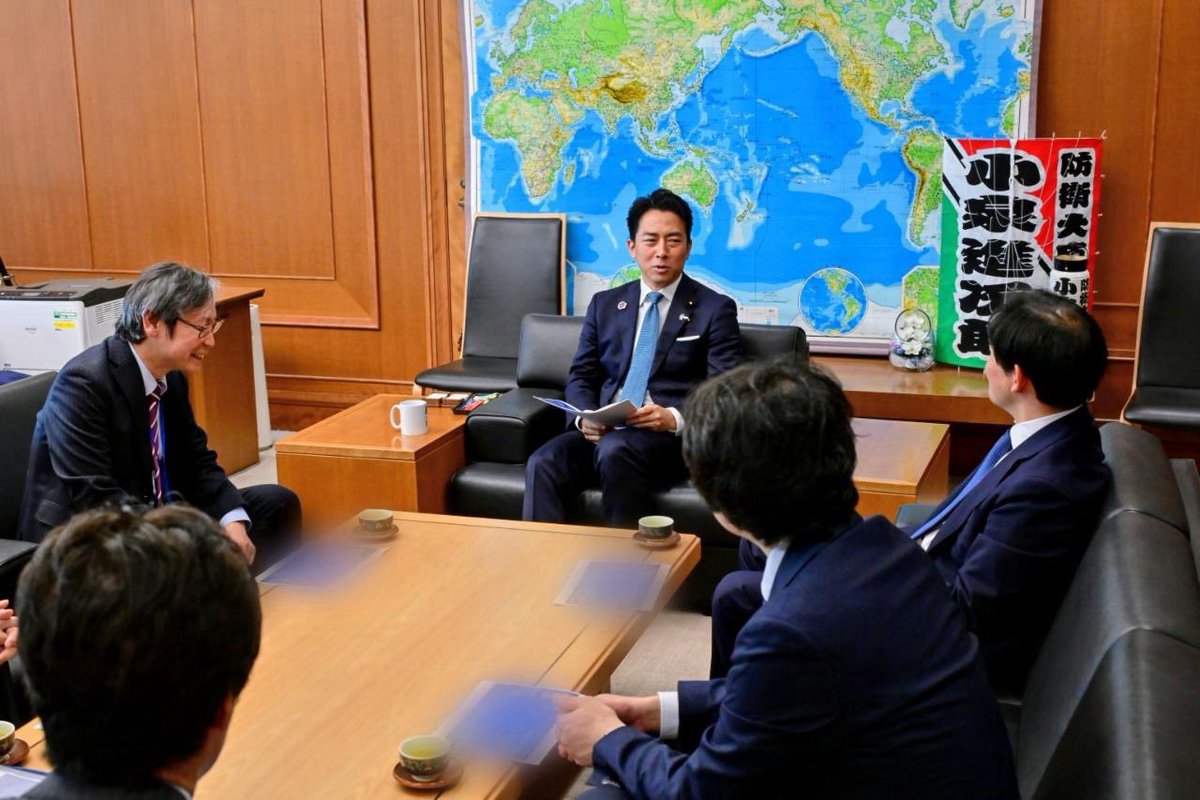 小泉進次郎 tweet media