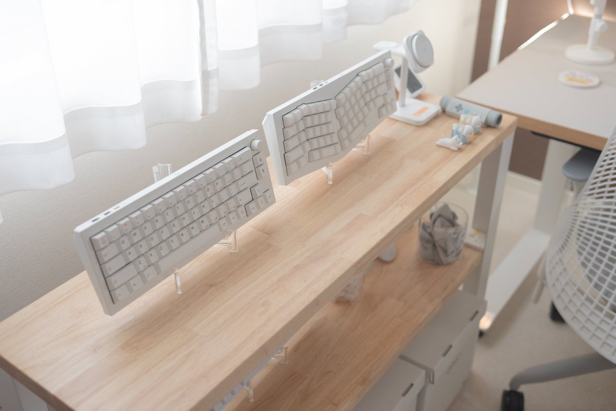 ma1010mm's tweet image. 久しぶりに、、、
デスクツアー2026、記事を書きました📝

昨年、大きくアップデートしまくったデスク🌿
少し温かみのある「ナチュラルデスク」へ

お時間ある時にぜひ！！
リンク：machiilog.com/desktour2026/

#desksetup