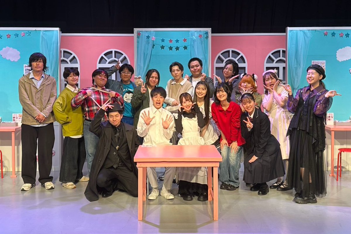 nashikazafuk's tweet photo. 昨日はナシカ座 カムバック公演 vol.3『メイドのみやげ2026』千秋楽でございました。
たくさんの方のご助力で、萌え♡チーム きゅん♡チーム共に無事に幕を下ろすことができました。
改めて御礼申し上げます。

また劇場でお会いできましたら幸いです！
#メイドのみやげ26 https://t.co/vdJILY3kt6