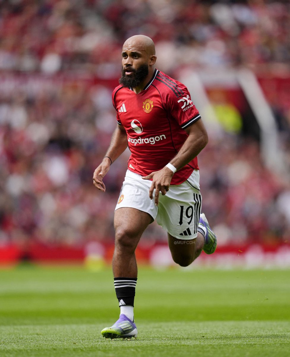 ManUtdInPidgin's tweet photo. Like for Bryan Mbeumo
Retweet for Amad Diallo https://t.co/NOm63pfngM