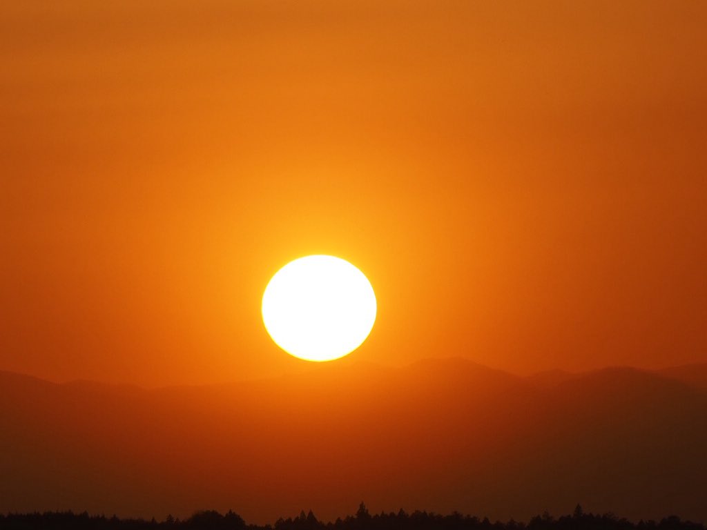 sasayaso's tweet photo. 4月13日月曜日夕方
#旅館ささや荘♨️ #栃木県　#馬頭温泉郷♨️ #那珂川町　#夕焼け温泉♨️ #美人の湯　#日帰り温泉♨️ #立ち寄り湯　#宿泊 #イマソラ https://t.co/zN2Zuk7i6o