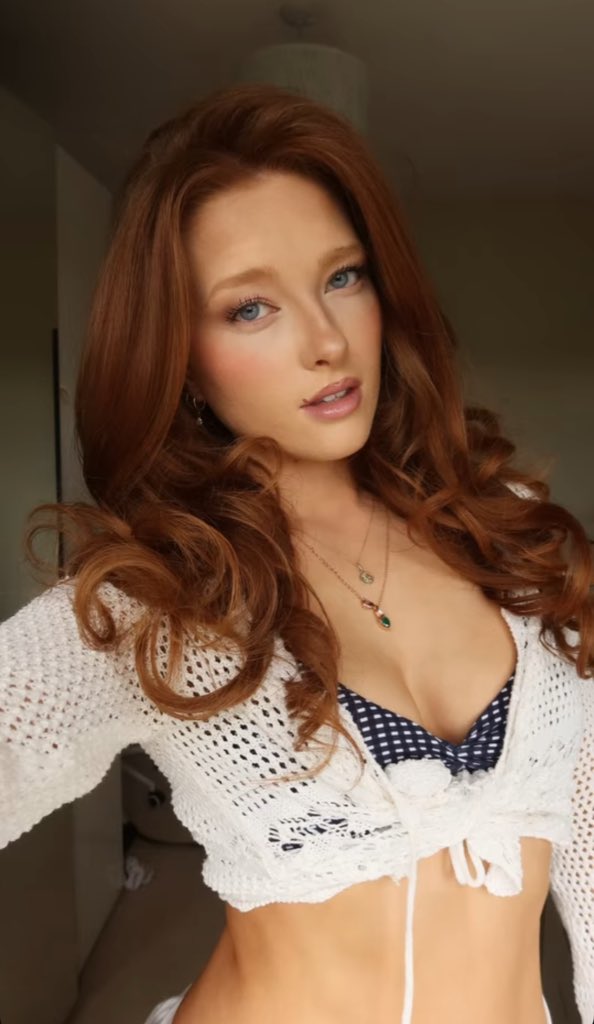 Phoebe🧡 tweet media