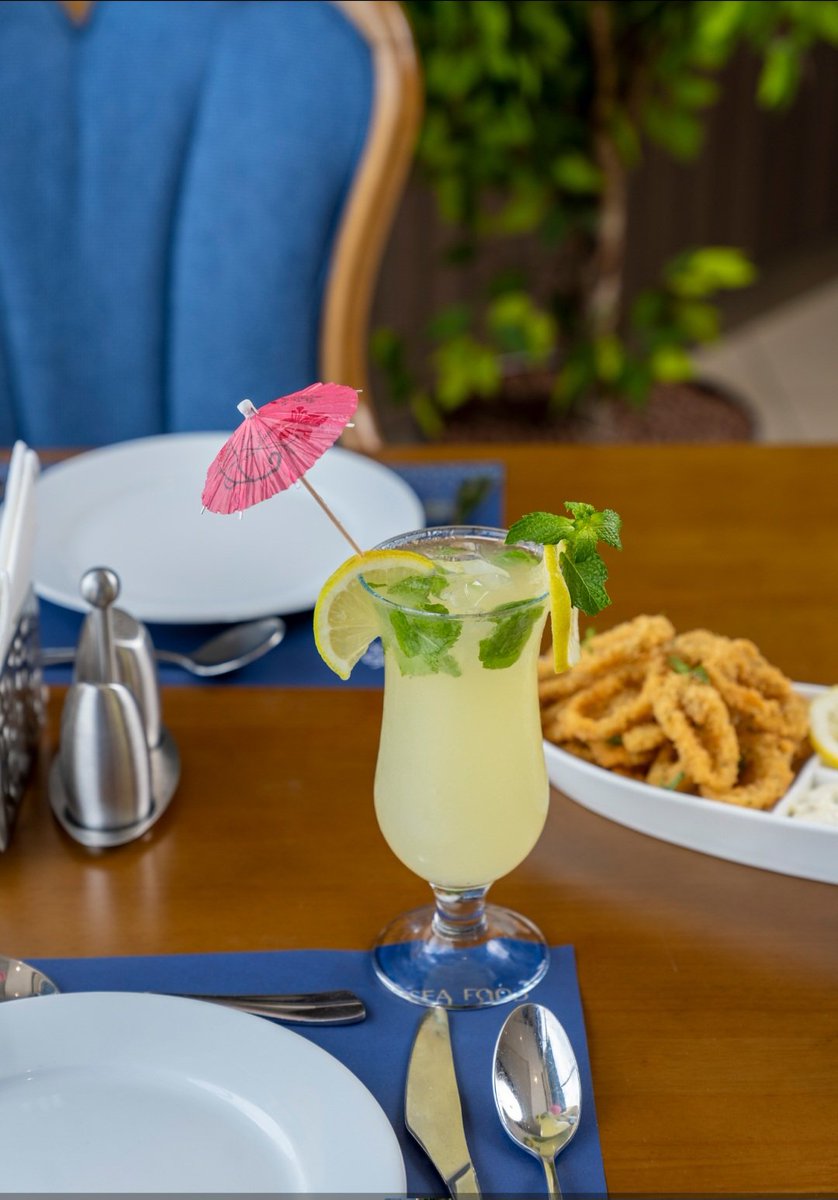 مطعم كومو tweet media