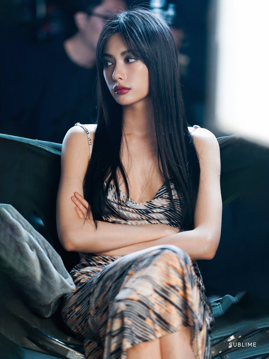 [나나]

클라이맥스 8화｜현장 BTP ꕤ

ENA｜클라이맥스
✅ 이번주 월,화 밤 22:00 마지막 방송됩니다!
 
황정원 役

#나나 #NANA
#클라이맥스 #Climax
#써브라임 #SUBLIME