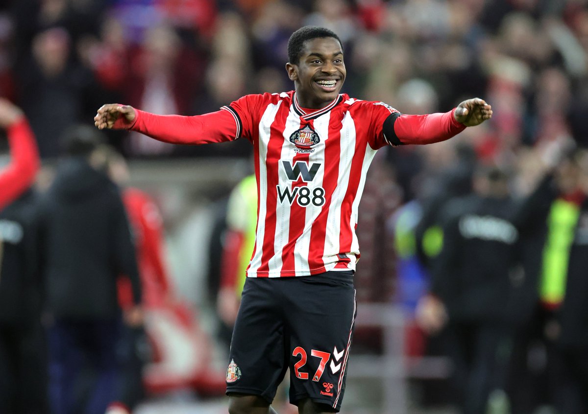 DougieCritchley's tweet photo. When you're a team struggling for form, momentum and identity...

The last thing you want is to come up against a player like Noah Sadiki.

He will quite simply run you off the park.

Been absolutely essential to Sunderland's brilliant season, ranking 1st for dribbles completed and 2nd for interceptions in the Black Cat's squad.

So, so impressive for a 21 year old in his first year in England.