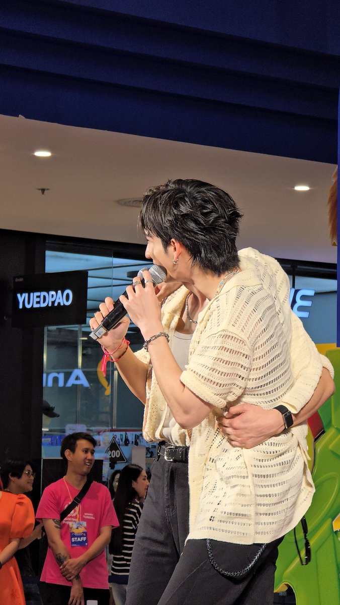 The Mall Lifestore tweet media