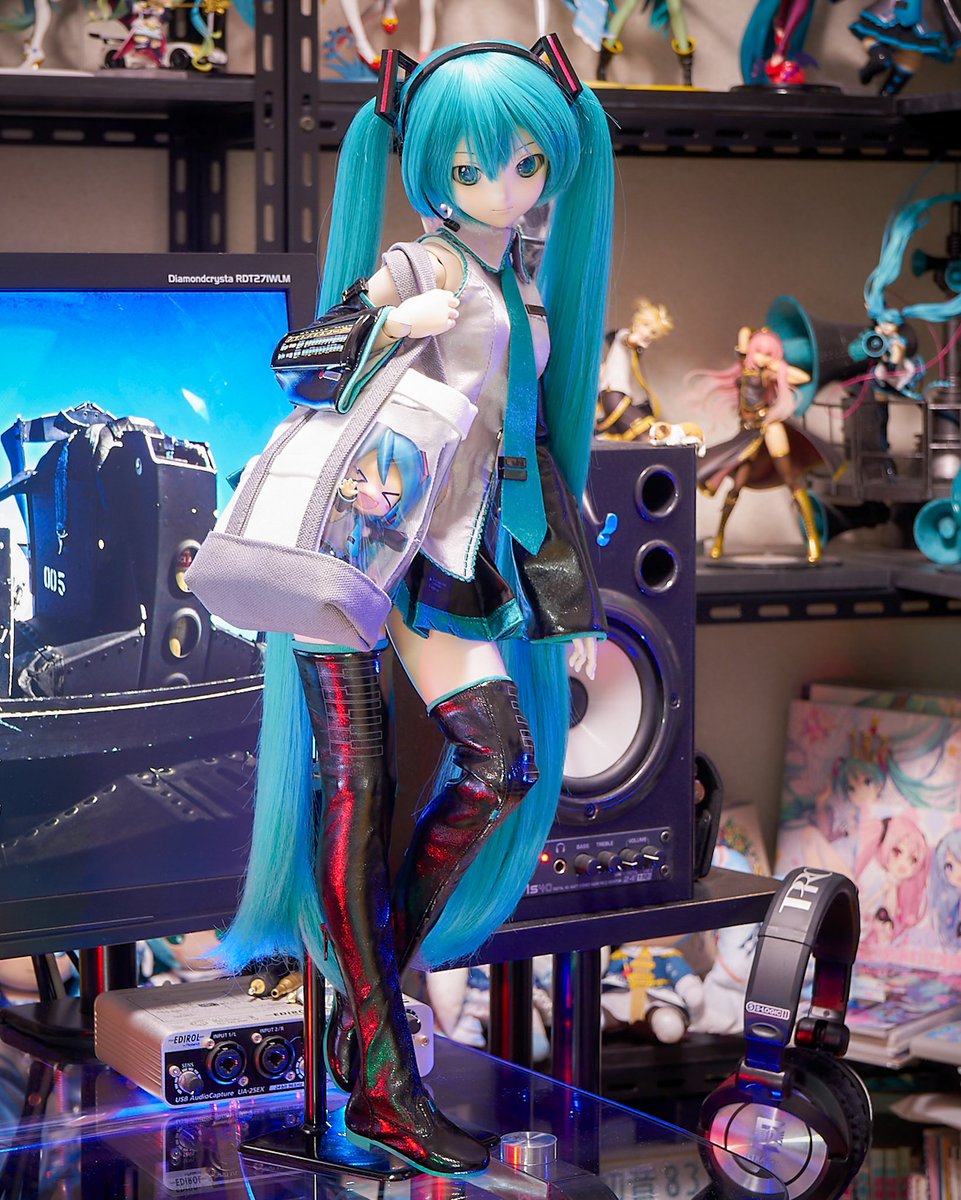 ワイなどはかわいいドールは見せびらかしてこそ！と思ってる節があるので、皆も中身の見えるバッグを使って世間一般さまにドールを見せびらかしてお迎え意欲を煽っていこうヨシ！