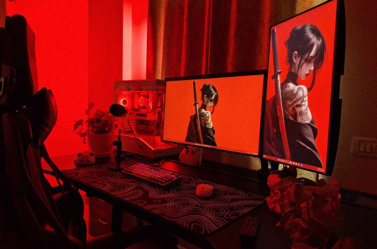 Alive Batman tweet media