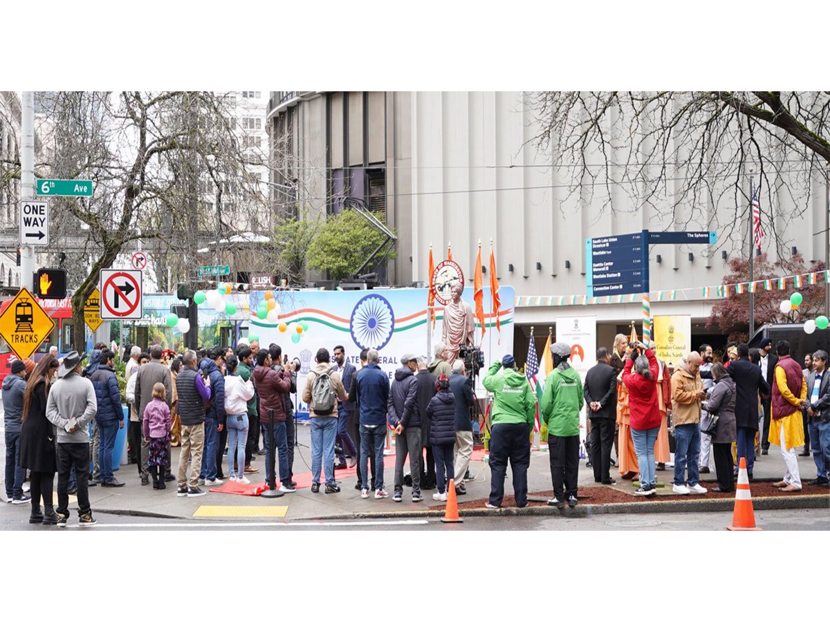 ani_digital's tweet image. "This statue is more than a monument": Seattle Mayor recalls Swami Vivekananda's speech at Parliament of the World's Religions

Read @ANI Story | aninews.in/news/world/us/…

#SwamiVivekananda #Seattle #mayor