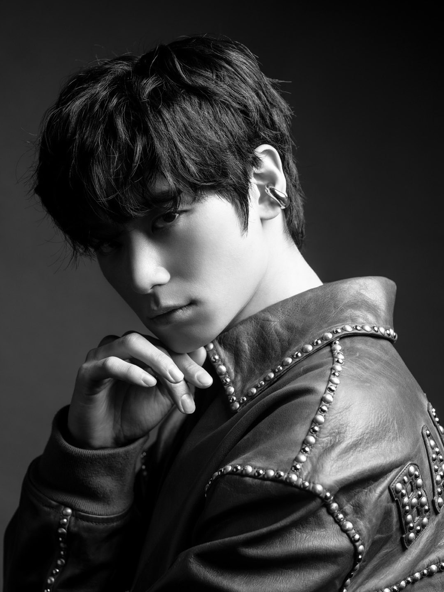 Winter 26 Collection, ClairObscur, portrait of me captured by Balenciaga.