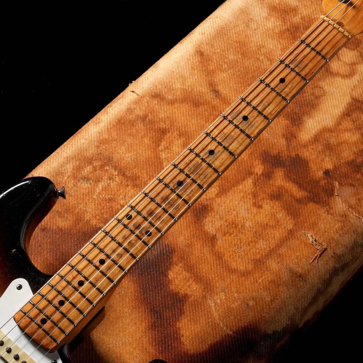 1484shibuya's tweet image. 1957年製、Fender Stratocaster。ヴィンテージストラトの代表格とも言える年式の個体です。ぜひこの機会にご検討くださいませ。
store.ishibashi.co.jp/view/item/0000…
#Fender #vintage