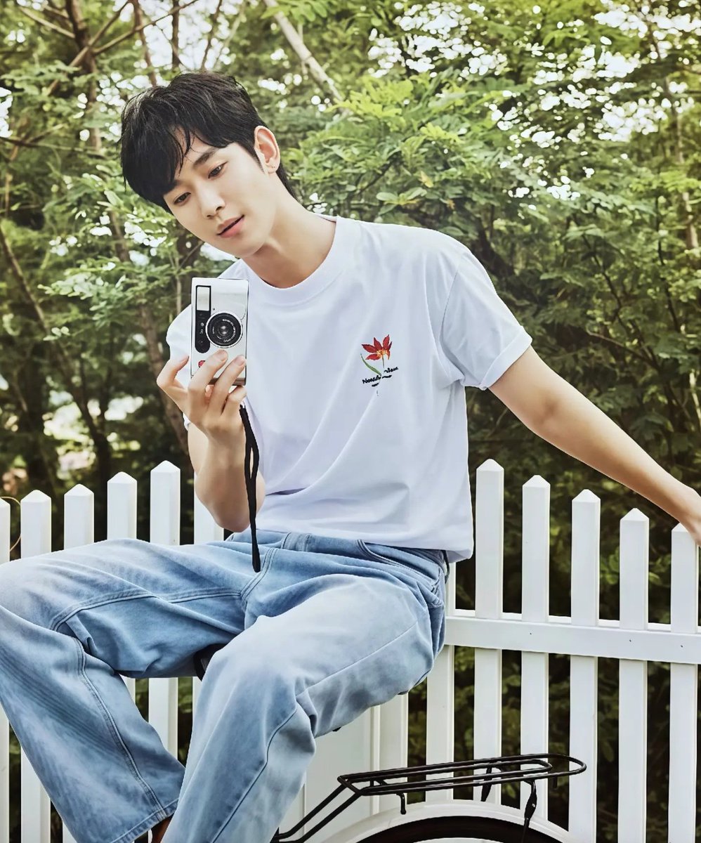 김수현 관련 해외 팬 메시지 게시물 이미지