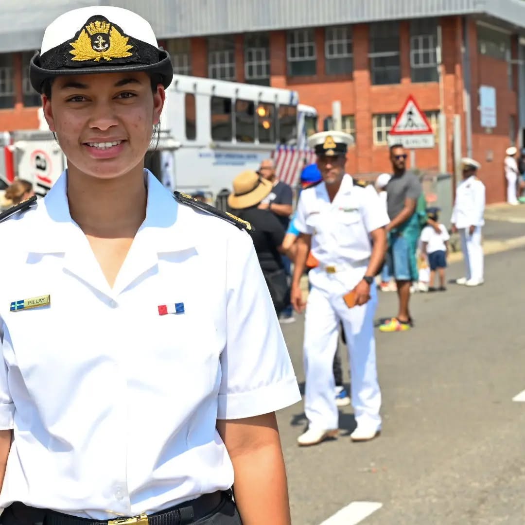 MetrorailWC's tweet photo. ⚓🎉 SA Navy Festival 2026 is calling!

Join the fun in Simon’s Town 🌊
📍 17–19 April | 🕙 10:00–17:00
🚆 Trains running this weekend from Cape Town

🎟️ Return trip: R20
Ride the coast, enjoy the vibe, and we’ll get you home smoothly 😉
#SANavyFestival2026 #PeoplesTrain https://t.co/7IDn7HhGRo
