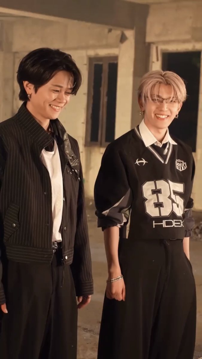 生きるゴミ🗑️꙳☄︎ tweet media