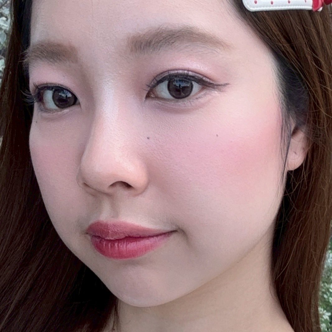kypreview's tweet photo. คุชชั่นตัวนี้ของfiit ไอเลิ้ปมาก เนื้อดี ปกปิดดี! ใช้ระหว่างวันหน้าไม่หยือ นี่เป็นคุชชั่นที่คนผิวมันชอบที่สุด🫶🏻 ผิวสวย ติดทน คุมมัน เริ่ดด https://t.co/Tq5CCW6BCY