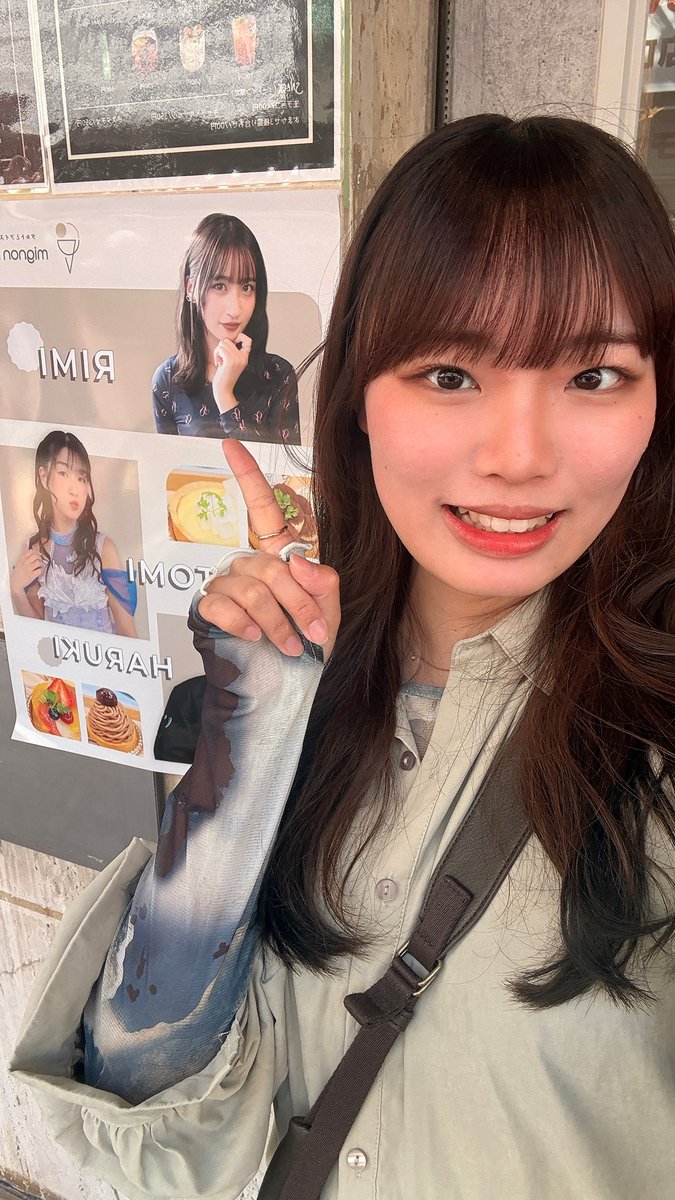 こより tweet media