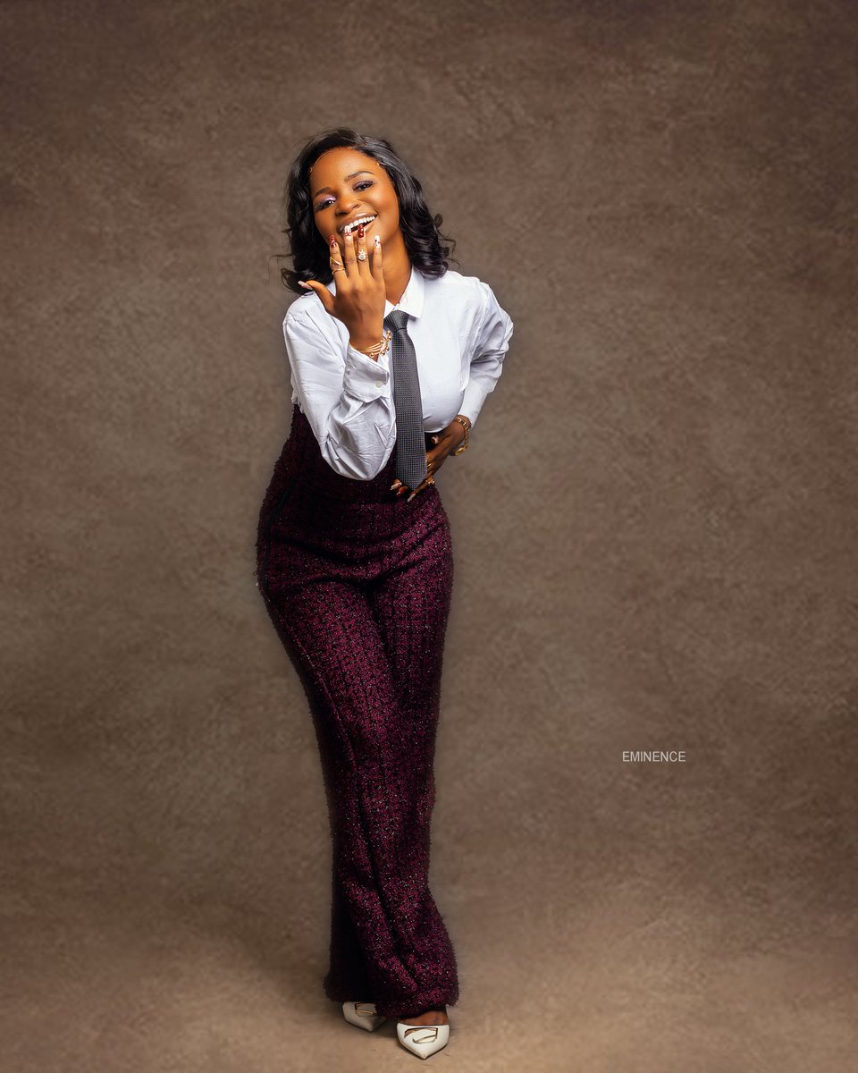 EBUN OLUWA tweet media