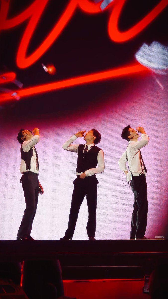 BUUUY🤯 tweet media