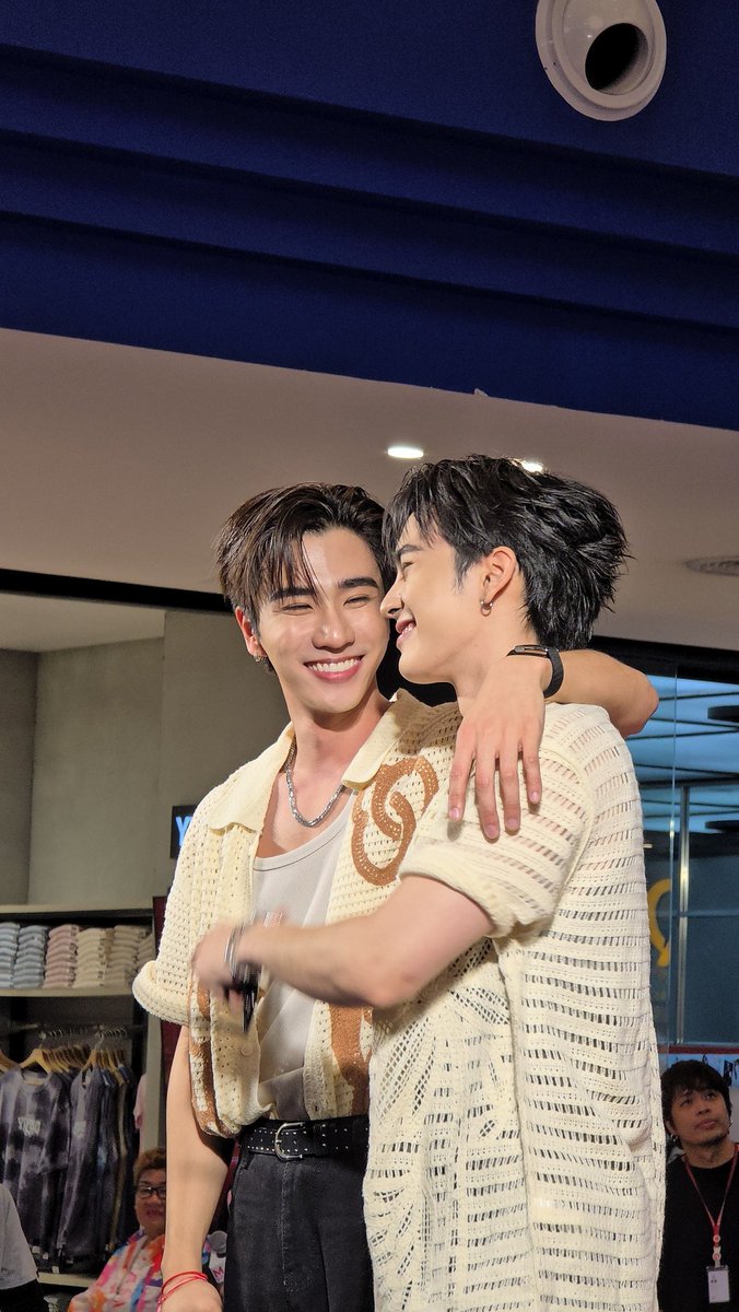 The Mall Lifestore tweet media