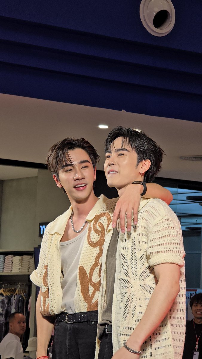 The Mall Lifestore tweet media