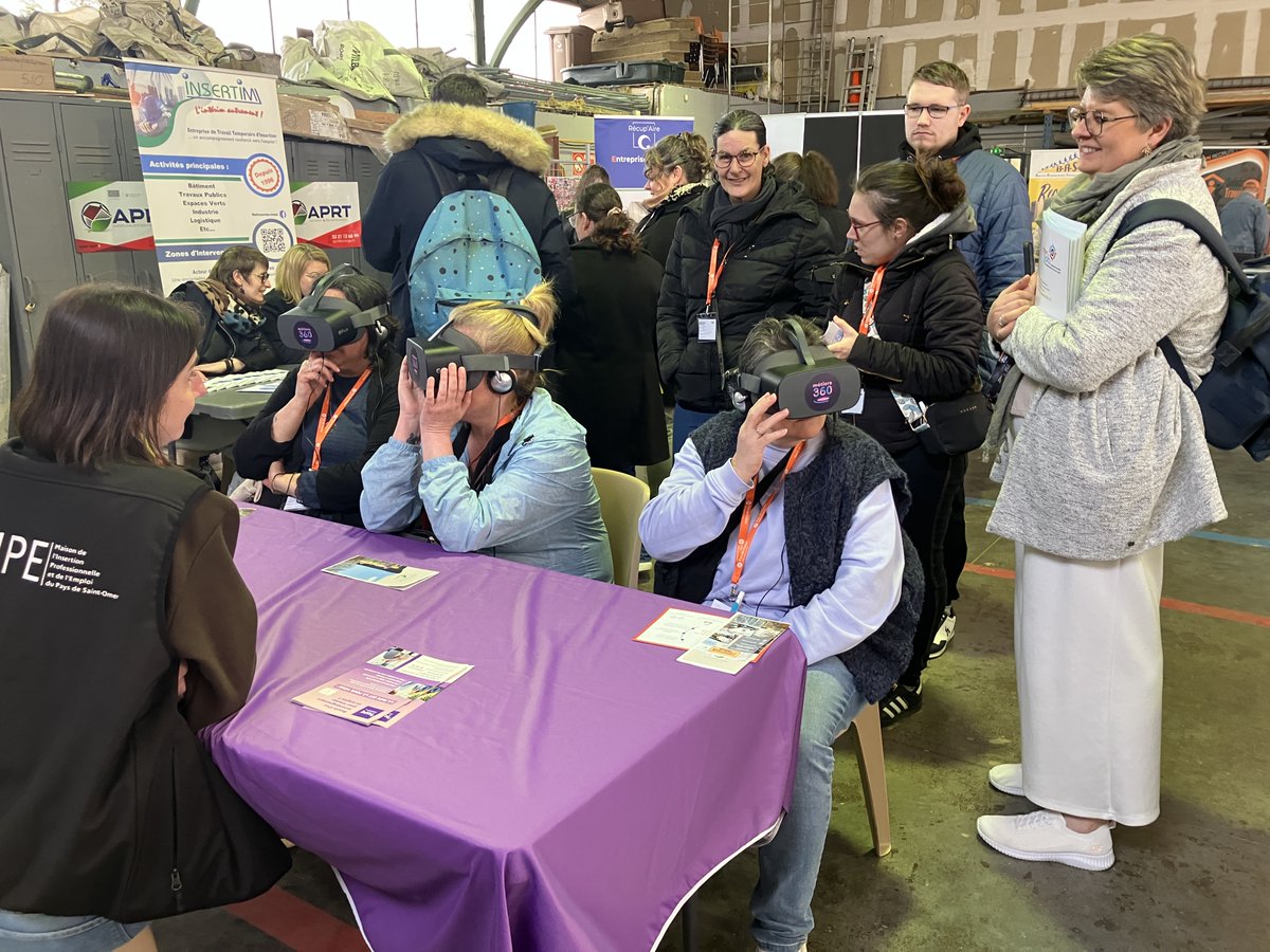 pasdecalais62's tweet image. 🤝👷 2️⃣ 0️⃣0️⃣0️⃣ bénéficiaires du #RSA ont découvert les possibilités d’#insertion et dispositifs conduisant vers l’#emploi grâce à l’opération "Les Clés pour réussir" organisée par le Département en partenariat avec @FranceTravail durant deux semaines.
ℹ️ pasdecalais.fr/les-cles-pour-…