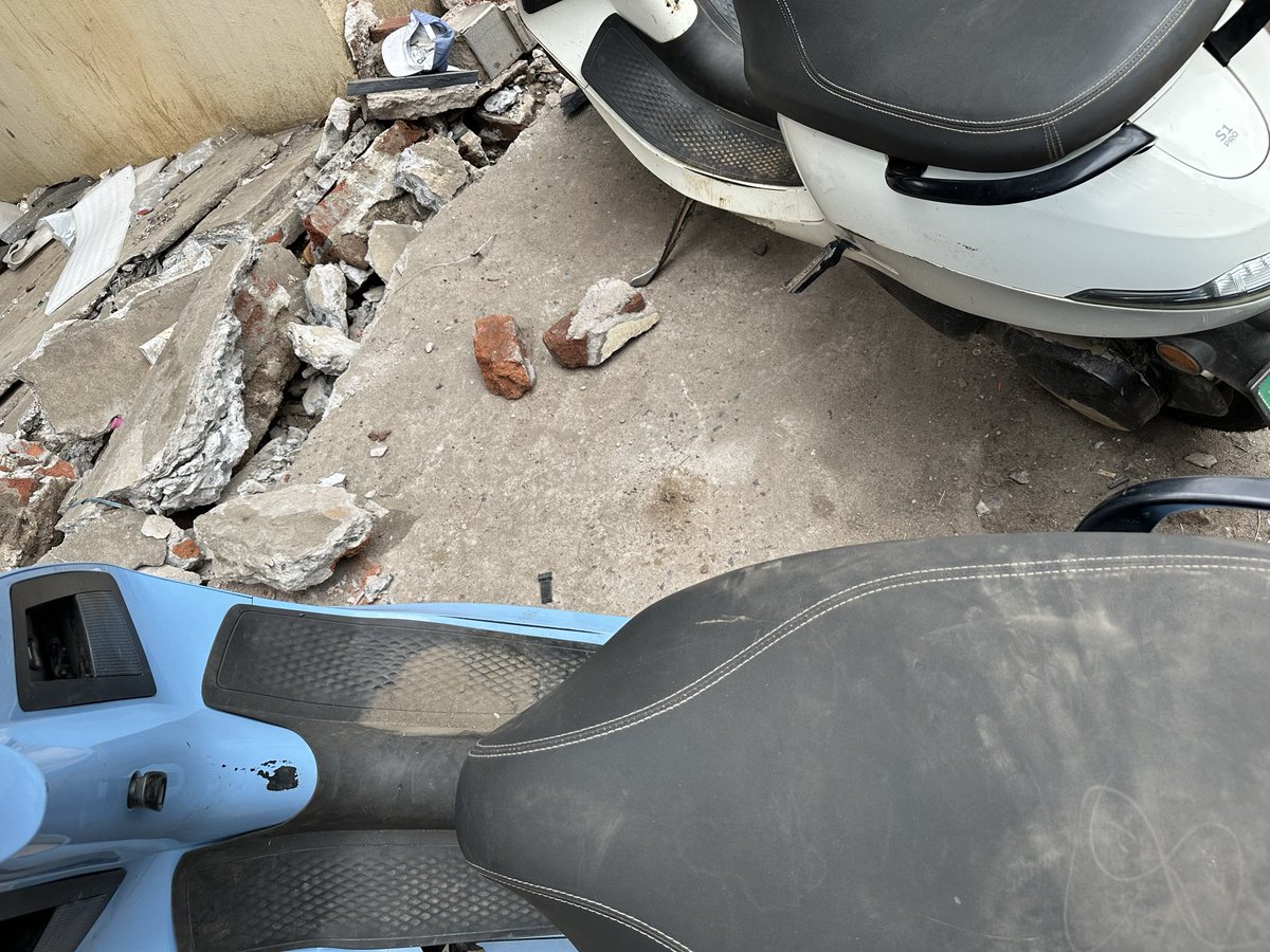 jaffa07007's tweet photo. @bhash @OlaElectric This is unacceptable. I raised a complaint about my bike last year and still no resolution. The scooter is now completely unusable and my money is gone.  

Your support has failed completely. I demand an immediate resolution or full refund.  

cc: @bhash https://t.co/9N9xrSdAZV