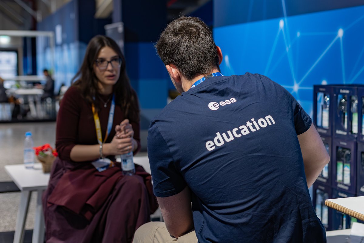ESA__Education's tweet photo. ✨ The @ssea2026 has successfully concluded! 🚀

🎓 Hosted by the Technical University of Munich (TUM) and co‑organised by ESA Education, this year’s symposium brought together over 500 participants from across the global space education community.

🌍 Over three inspiring days, #SSEA2026 featured parallel technical sessions, poster presentations, discussion panels, and a memorable gala dinner hosted by the State of Bavaria, creating countless opportunities for exchange, learning, and collaboration.

From engaging keynote speakers and vibrant discussions to meeting industry, student groups, and space agencies in the exhibition area (and enjoying the occasional pretzel 🥨), the energy and enthusiasm were evident throughout.

It was a space for meeting new people, exchanging ideas, and starting conversations that we hope will continue well beyond the event. ✨

👏 A huge congratulations and thank you to the organisers and all attendees for making this the biggest SSEA to date!