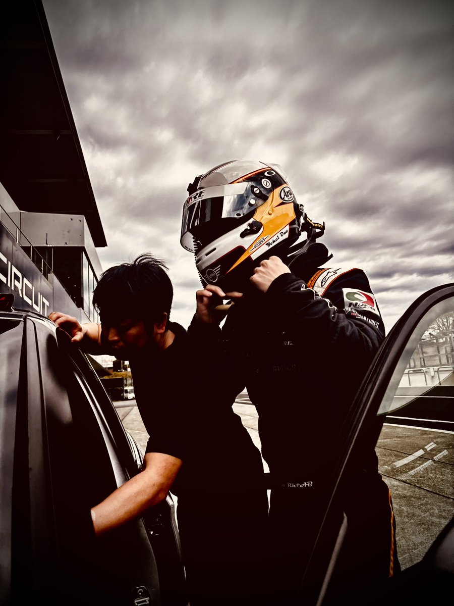 HORIZONTAL_official tweet media