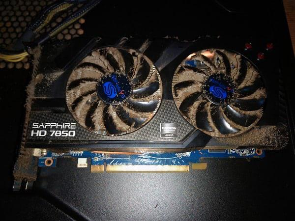Dety0's tweet image. Did you know, dust in your GPU Fans, leads to bad fps, from the card overheating, it kills the fan motor which leads to even more overheating, and if the card runs too hot for too long it creates artificats on the monitor 

Are your GPU dusty?