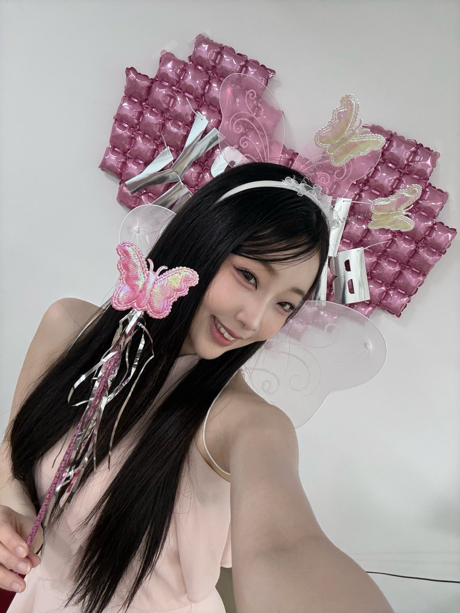 5ecretNumber's tweet image. [*****]

🦋: 생일축하해줘서 고마워🎂✨ 락키랑 012(영원히 키키💕💕)

#SECRET_NUMBER #시크릿넘버
#Navi #나비 #HBD