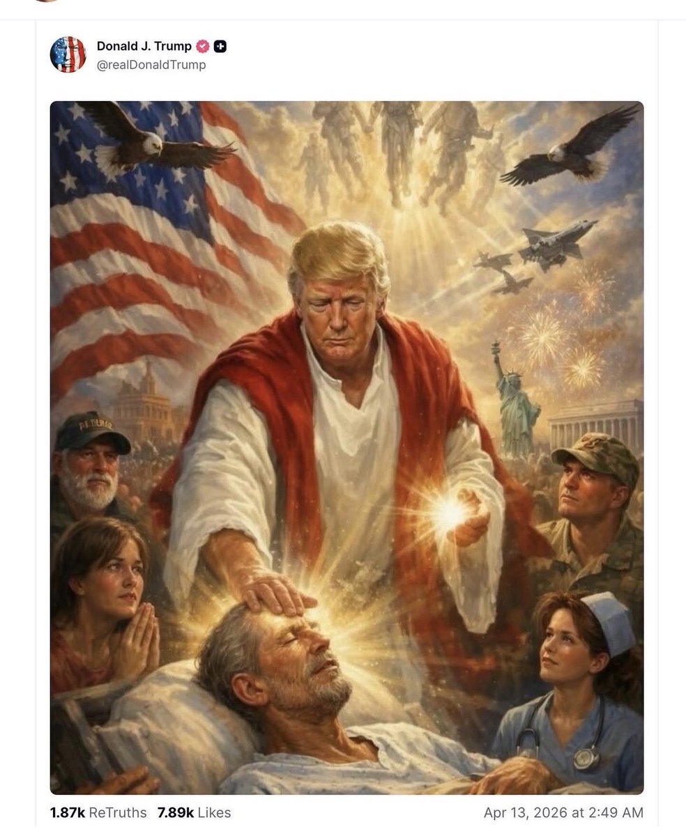 RobertR87540367's tweet photo. @Buurmann Es gibt wohl noch gefährlichere Menschen, Herr Buurmann. Einer davon scheint Ihr Idol Donald J. Trump zu sein : https://t.co/OeuC1XtSEV