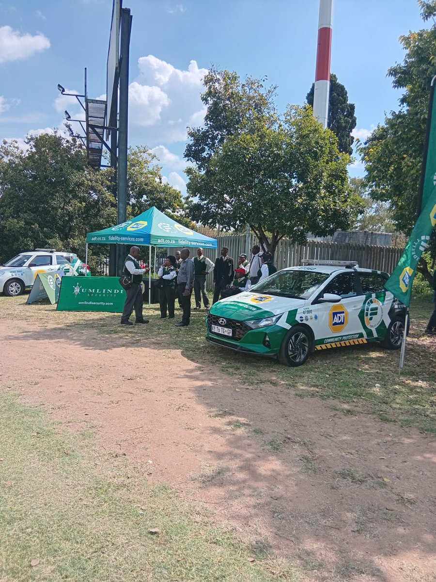 Fidelity_Secure's tweet image. Alert. Present. Prepared.

Fidelity #ADT Sandton maintained a strong, visible presence at Hoërskool Randburg over the weekend, providing added protection during school sporting events.

Supporting safe environments where communities come together.

#Randburg #SchoolEvents
