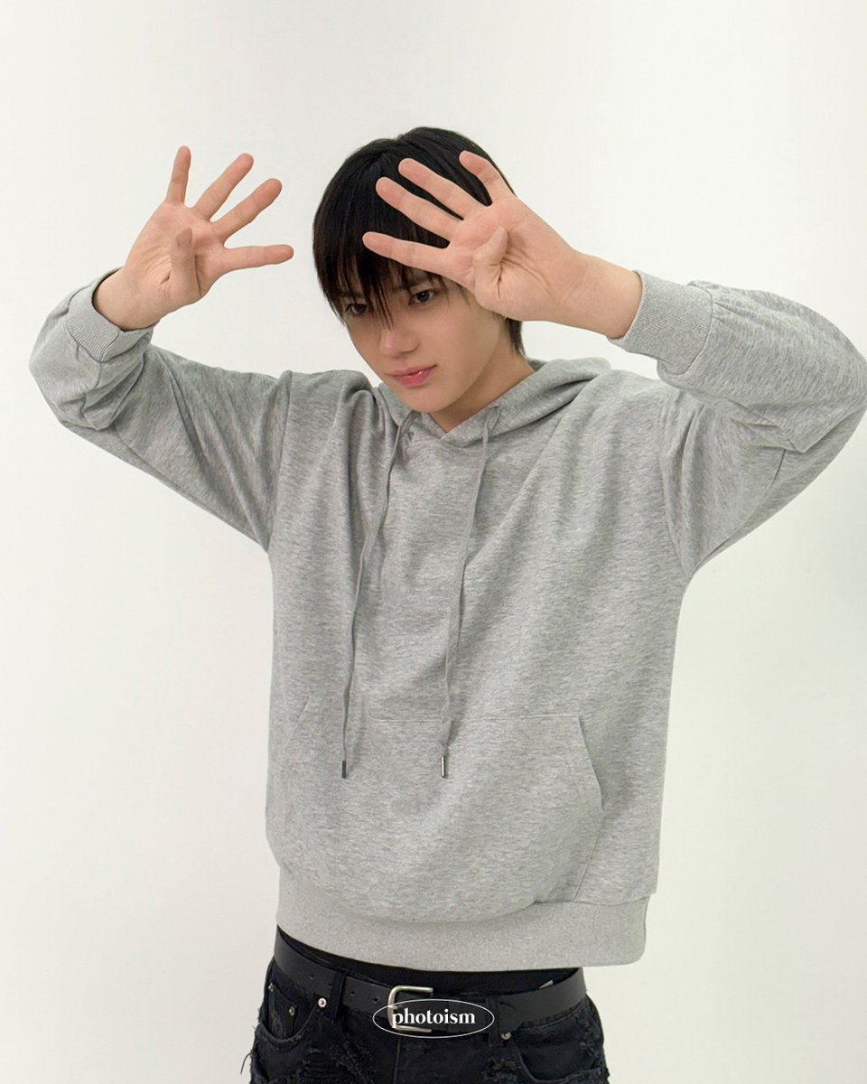 PHOTOISM BEHIND tweet media