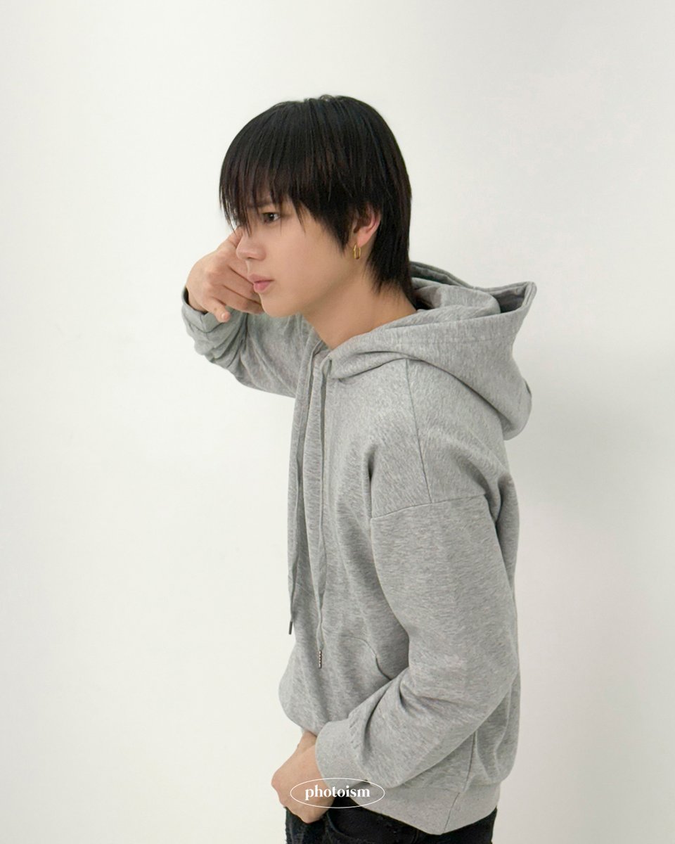 PHOTOISM BEHIND tweet media