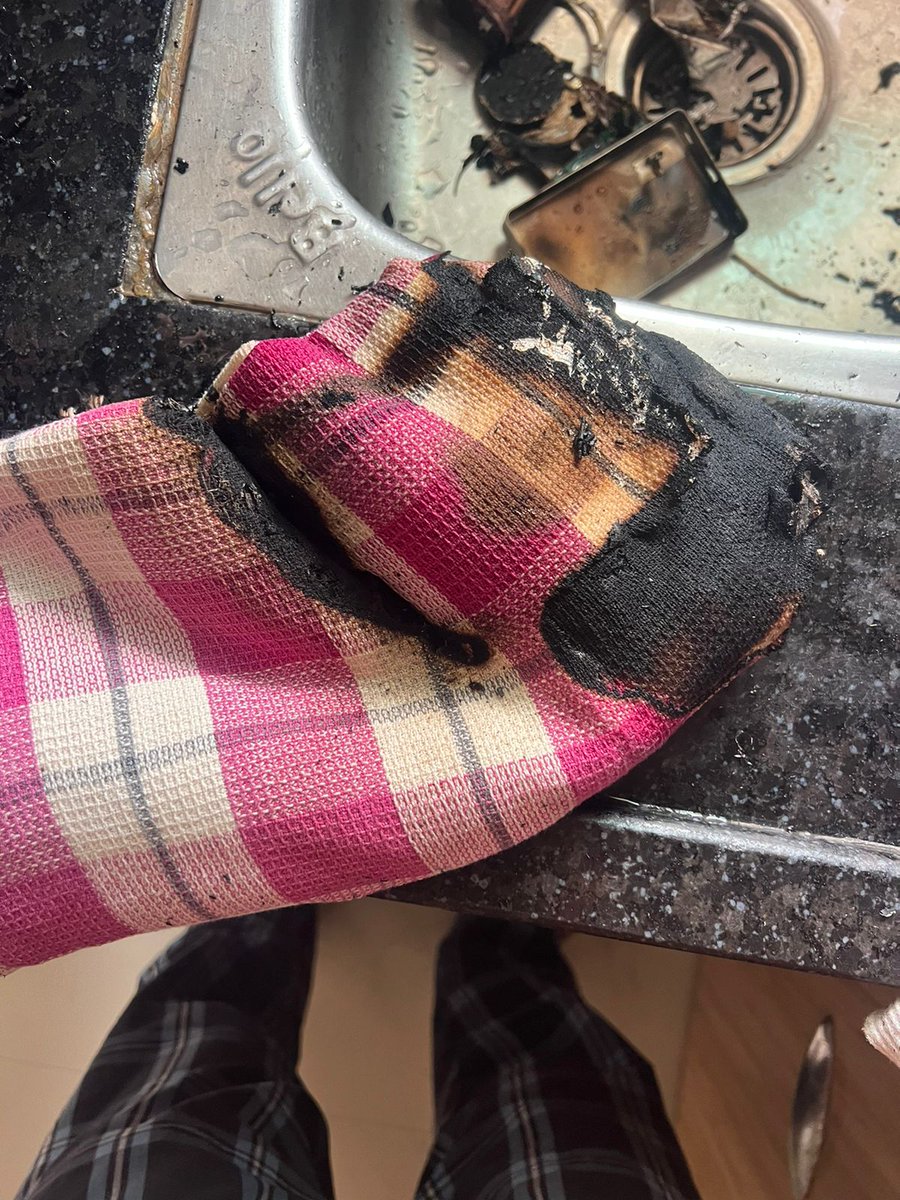 prathmeshkant's tweet photo. @MuvTechGh See condition of your item that was sold at one of your partner outlet. Would any action be taken at your end? This powerbank had caught fire while charging yesterday. https://t.co/caCIRJOvCZ