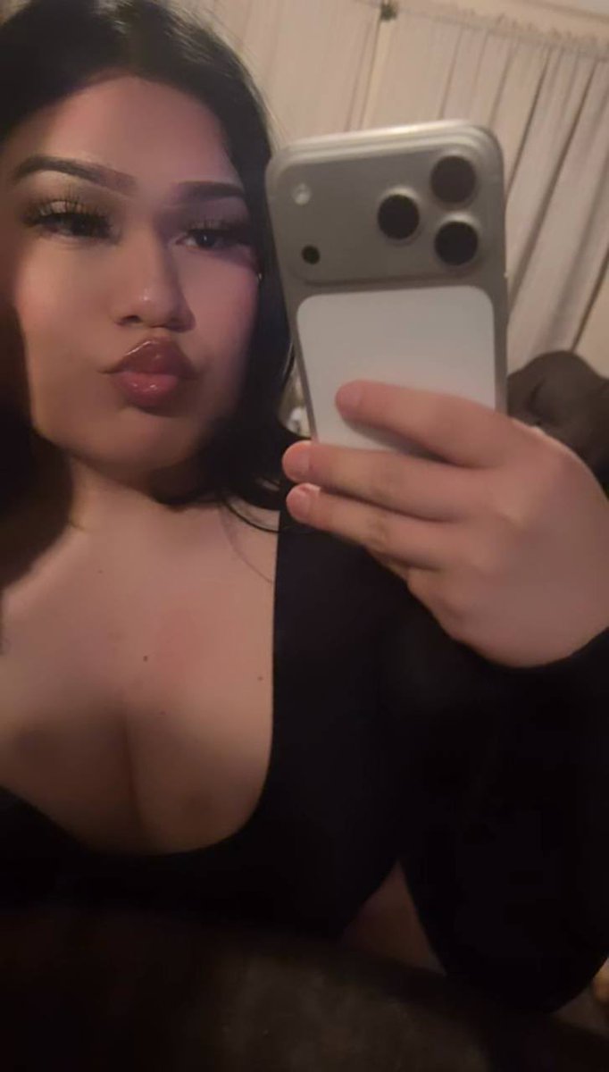 Angelina 🎀 tweet media