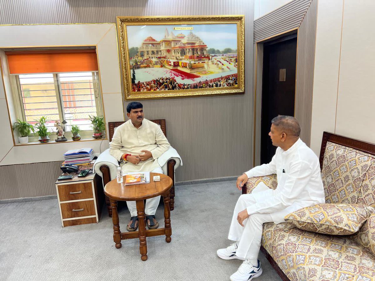 Om Kumar (विधायक) tweet media